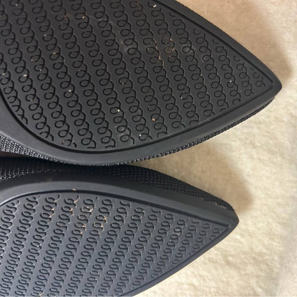 Rothy's Black The Pointe Flats black Like New - Picture 8 of 9